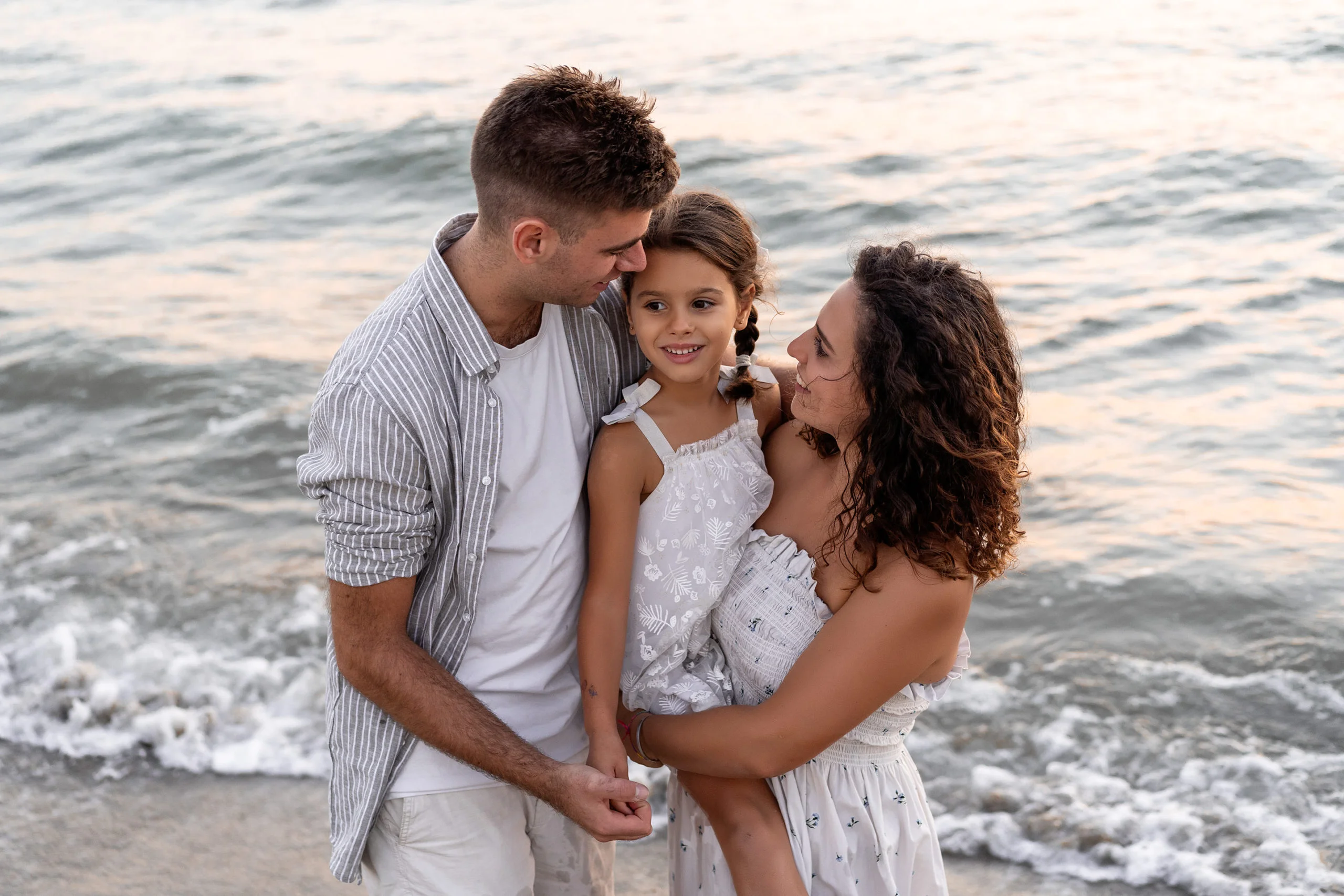 Servizio fotografico Famiglia al tramonto all'aperto